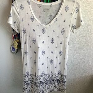 Relaxed Women’s Everyday Tee